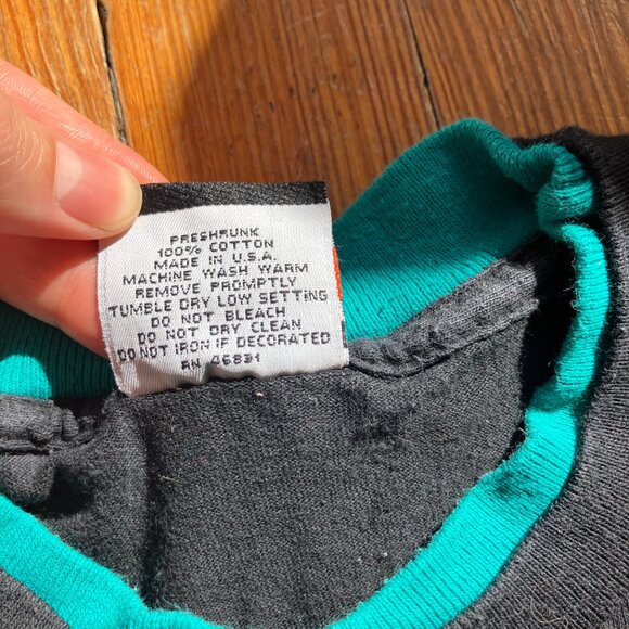 Vintage T-Shirt 100% Cotton, Made in USA, Size M - Picture 3 of 4